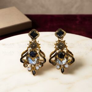 Royal Pearl Earrings