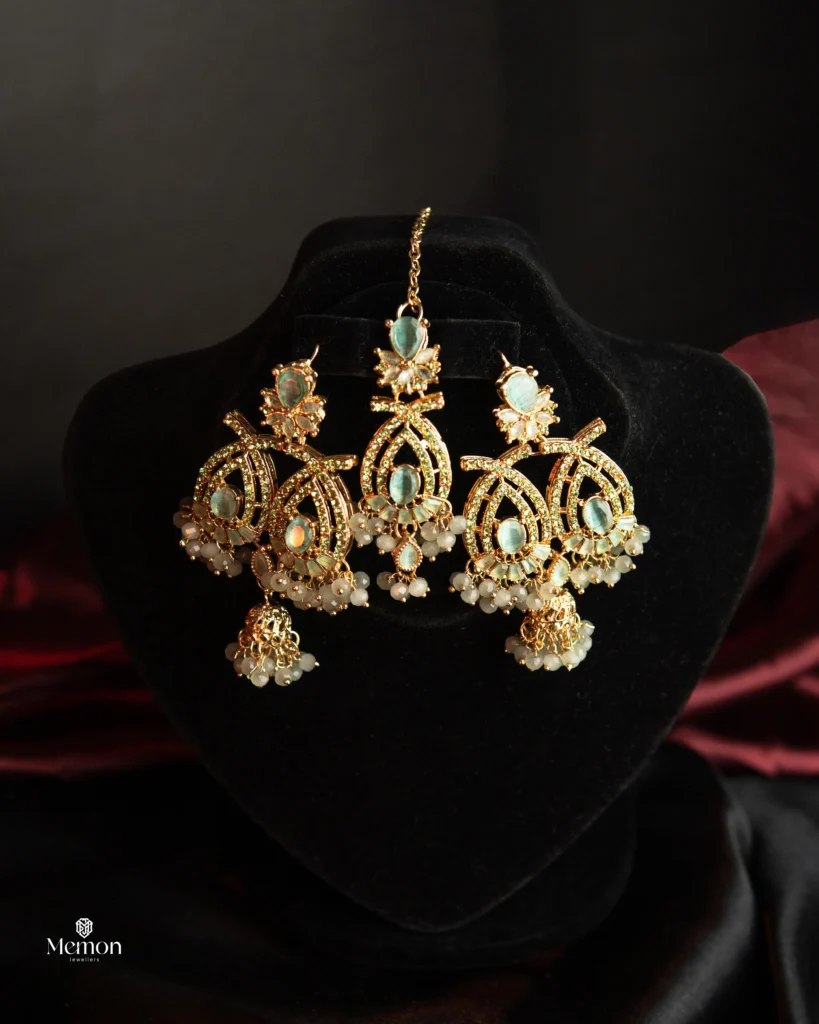 AQUA BLUE GULROZE EARRINGS